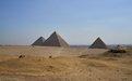 埃及胡夫金字塔内发现新通道：位于“巨大神秘空间”上方!--